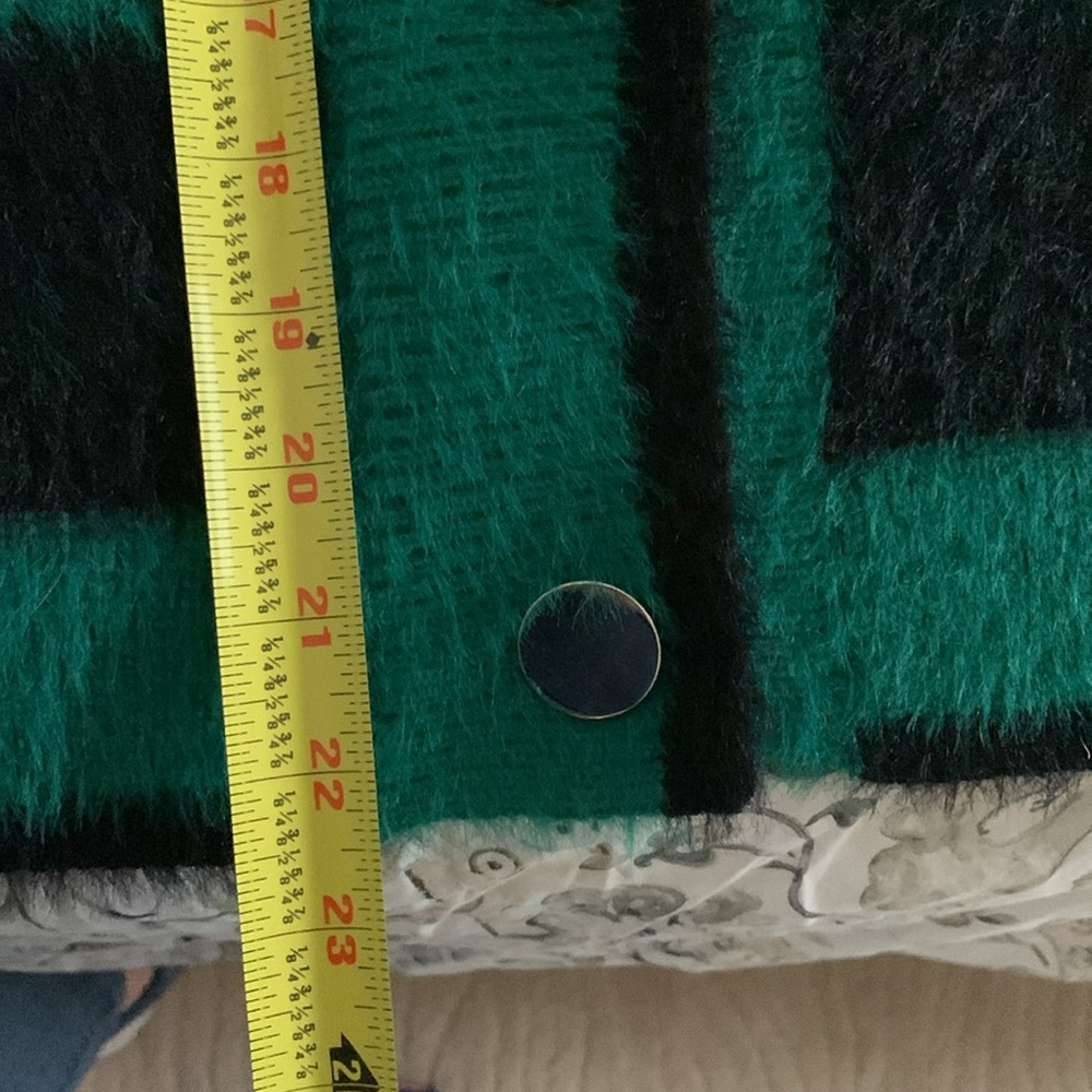 Vici Taylor Plaid Cardigan - Picture 9 of 9